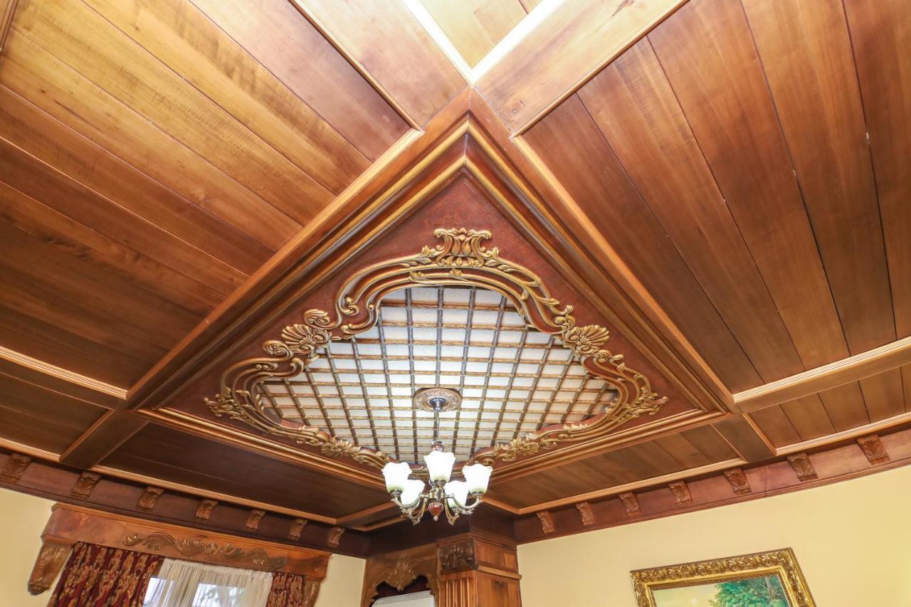 טיראנה Brilant Antik Center Hotel מראה חיצוני תמונה