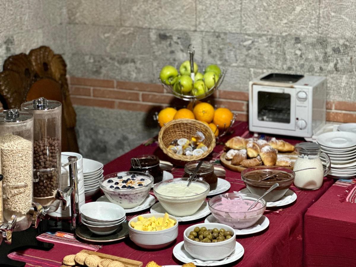 טיראנה Brilant Antik Center Hotel מראה חיצוני תמונה